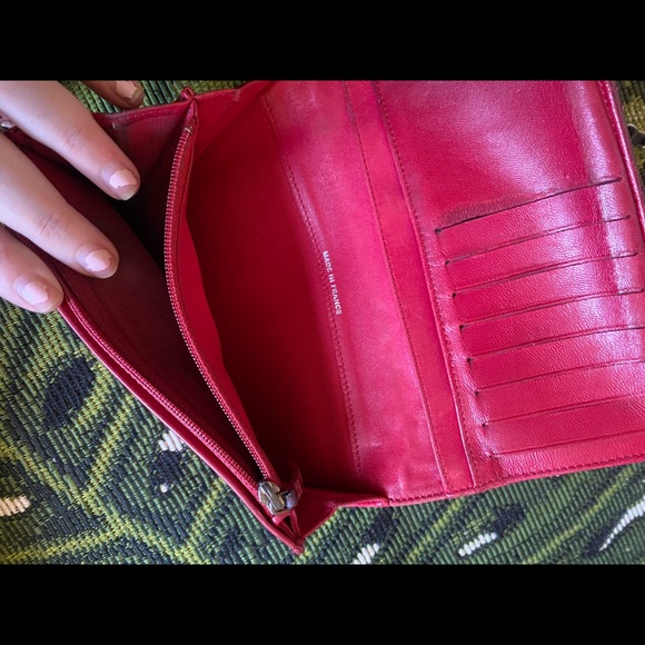 CHANEL Wallet & Crossbody - Picture 8 of 10